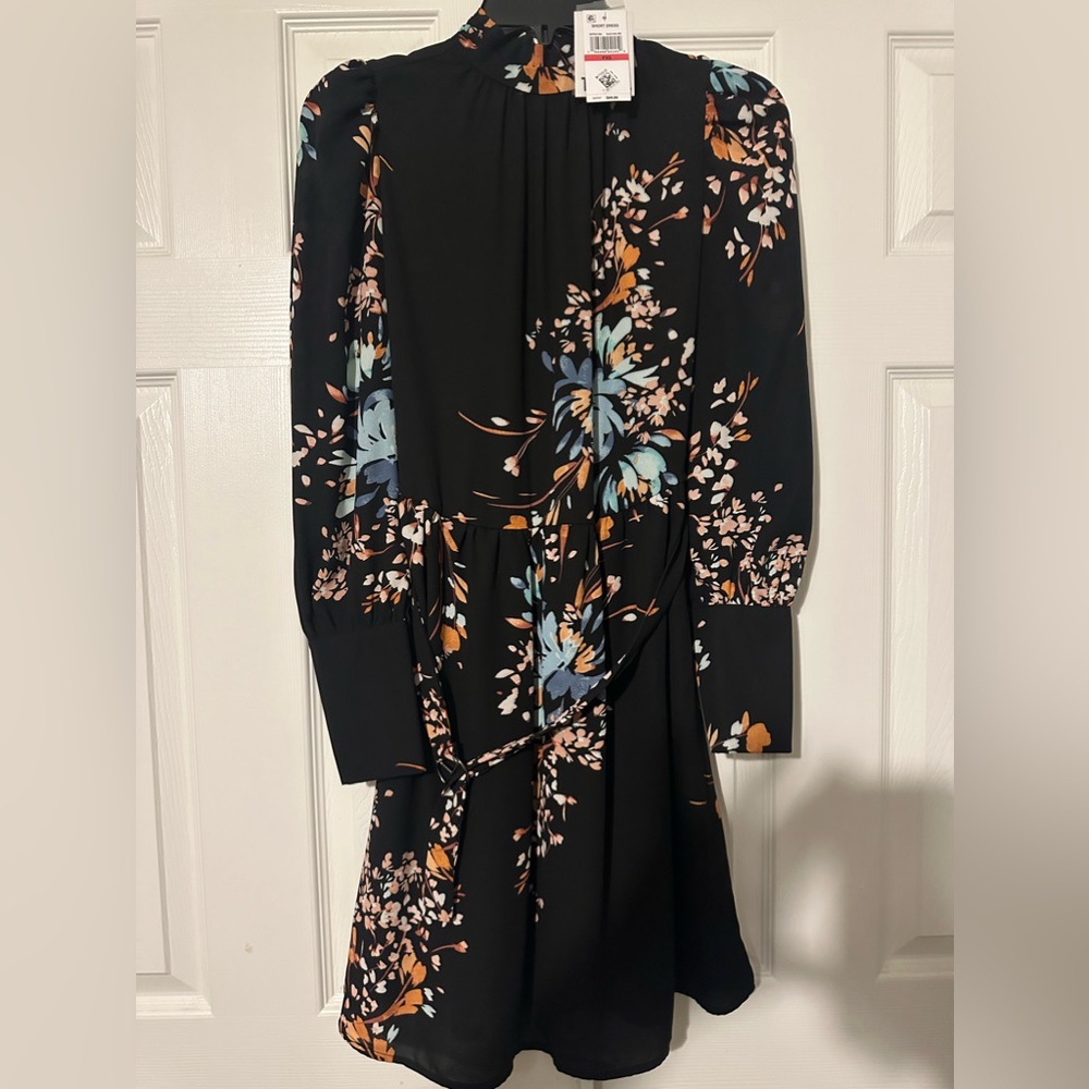 Tinsel Petite Belted Floral Dress Black Floral Print PL